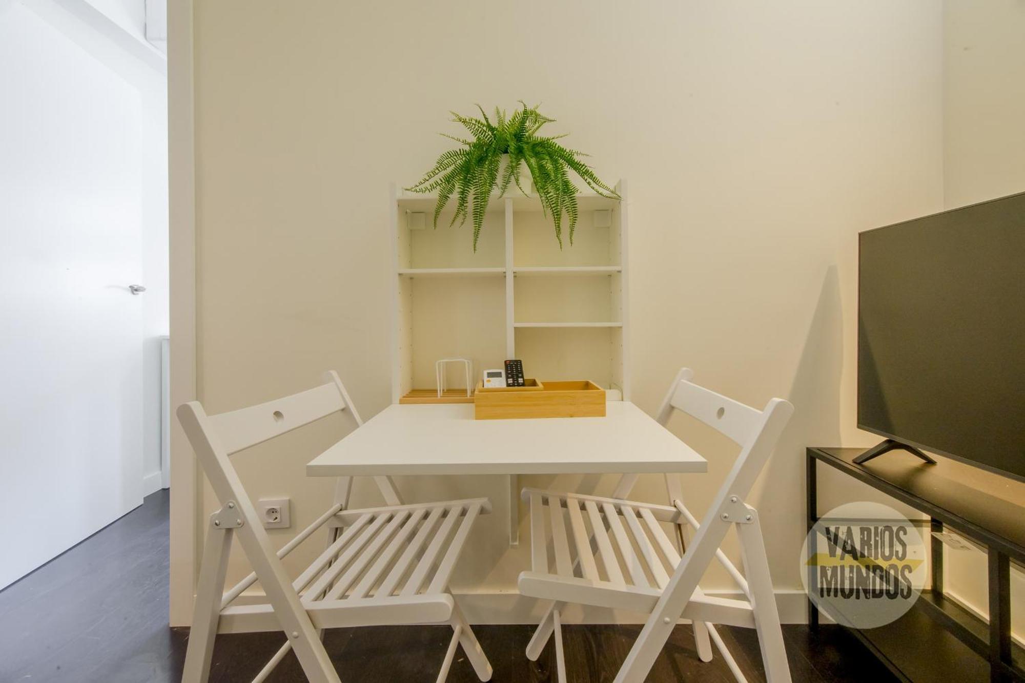 Confortable Apt Para 3 Pax A 1 Min De Gran Via Madrid Bagian luar foto